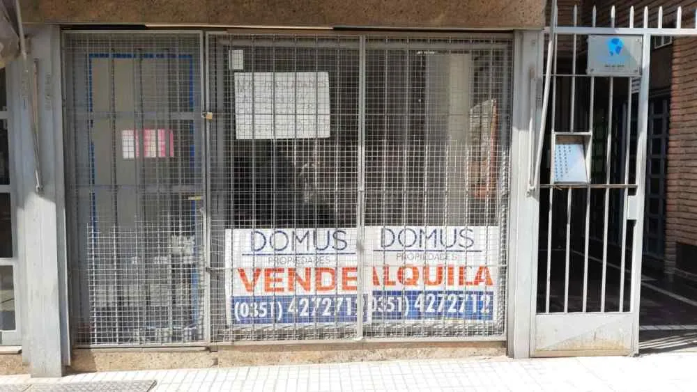 Venta Local - 69 mts - B° Centro