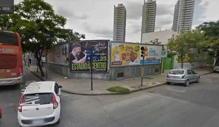 Maipu esq. Bv Guzman 2525 m2  Rinde m2 EXCELENTE TERRENO VENTA CENTRO