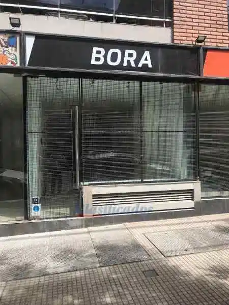 Esquiu 425! a mts Plaza. 70 m2. 2 bñs. Impecable
