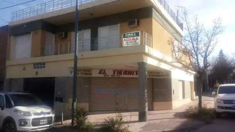 VENDO 2 LOCALES MAS DEPTO 3 DORMITORIS