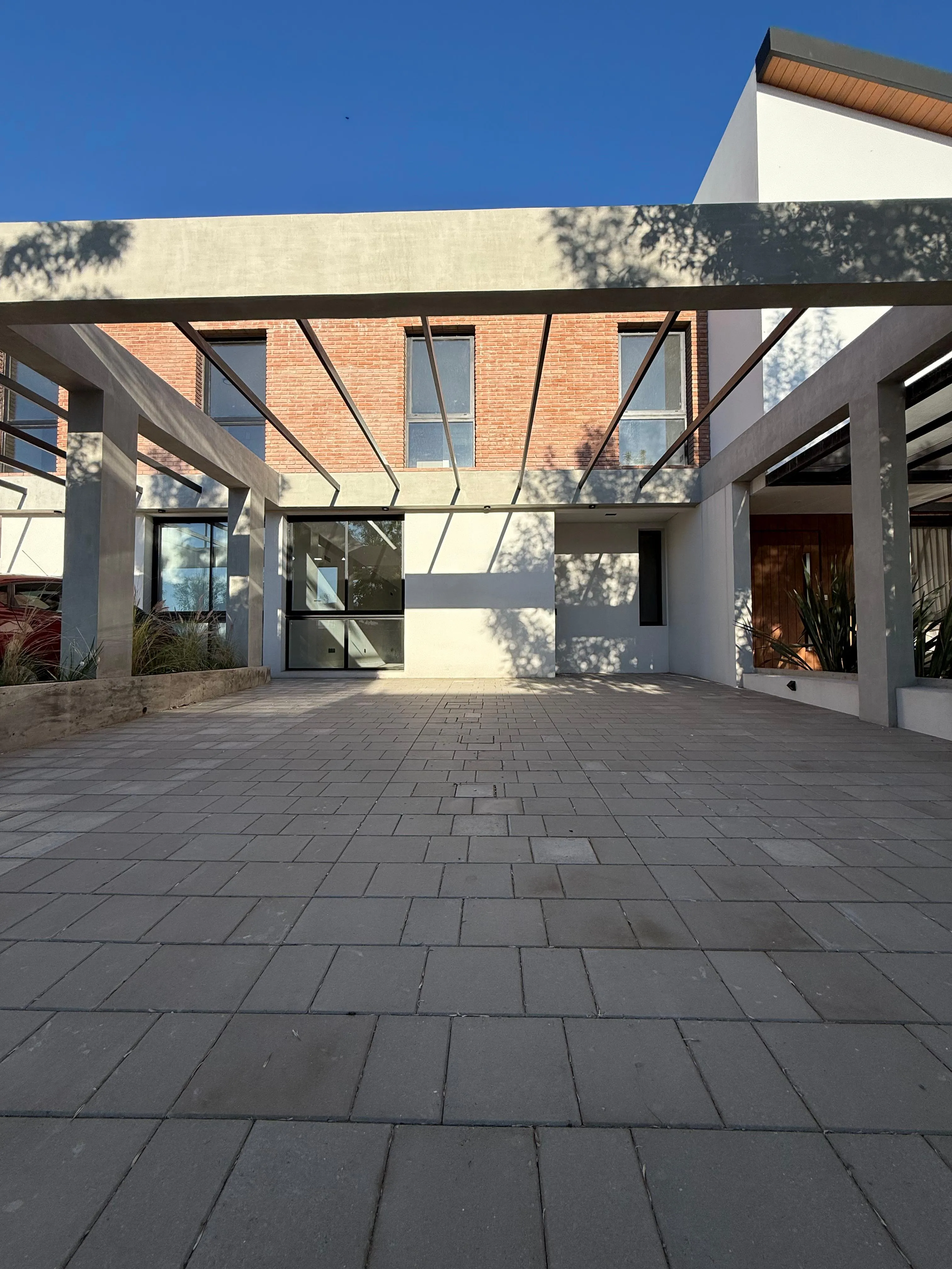 CATEGORIA – dúplex en venta de 3 dormitorios a estrenar!