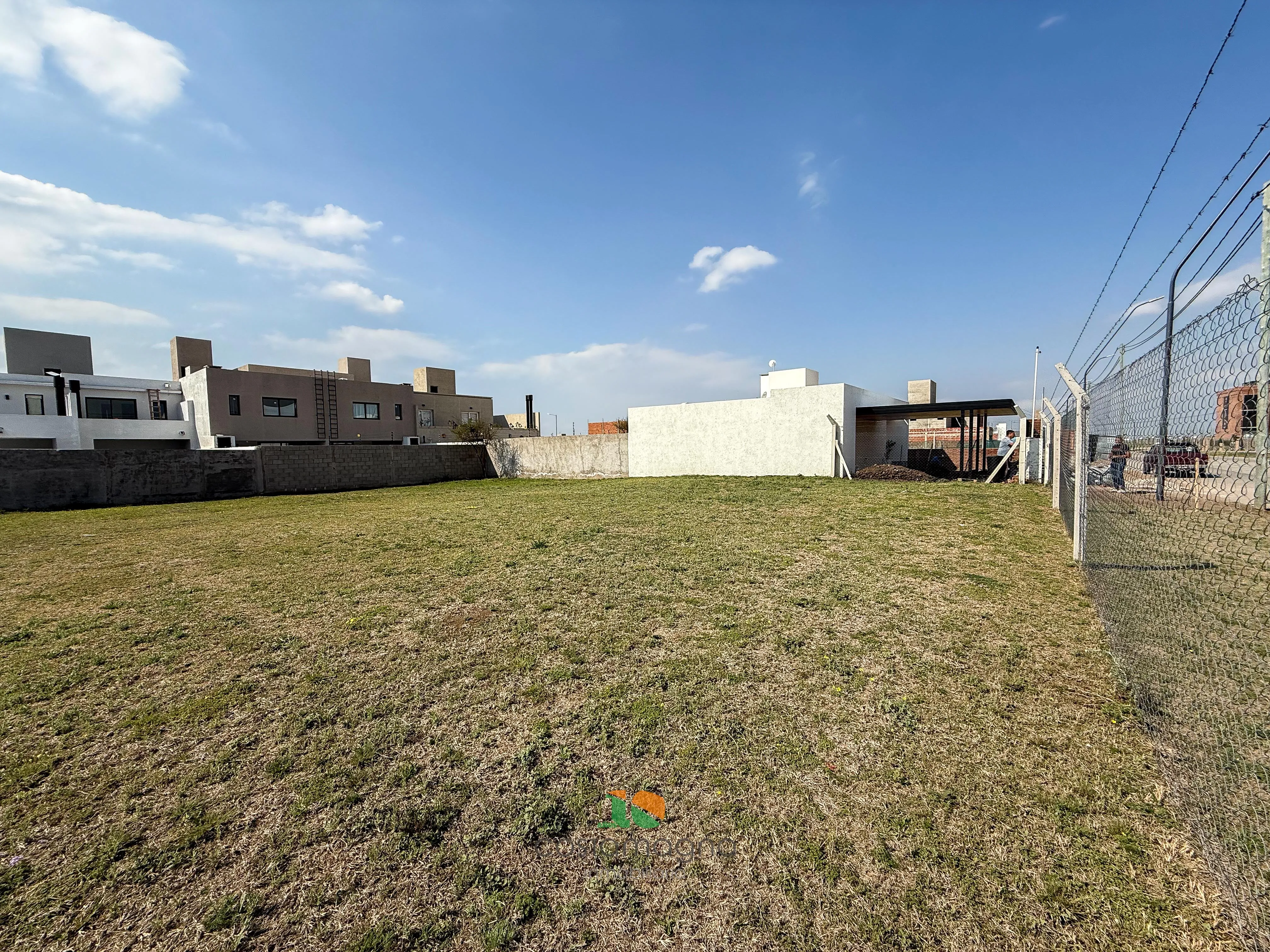 Lote en venta POSESIÓN INMEDIATA en Colinas de Manantiales