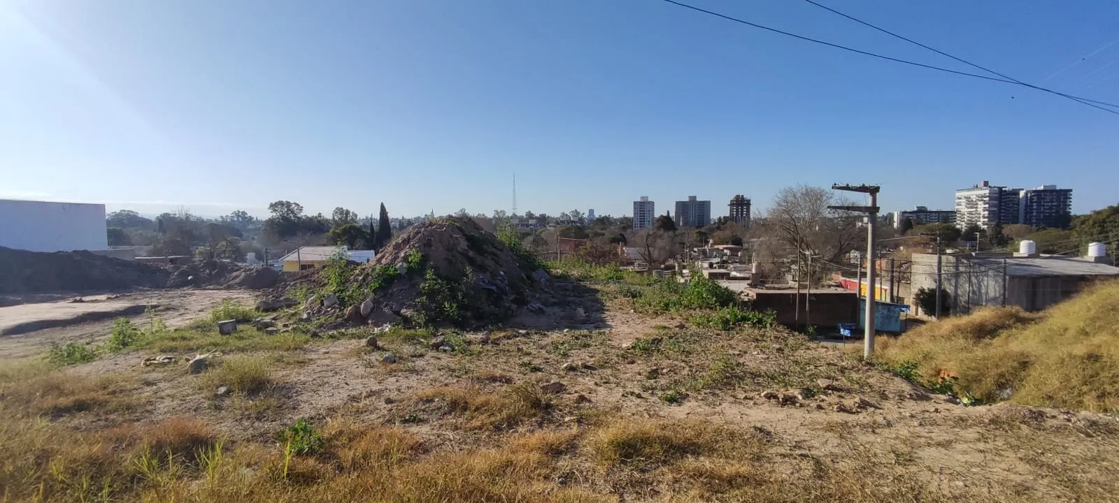 Terreno a mts de Av. Colón - Rinde 4 unidades!