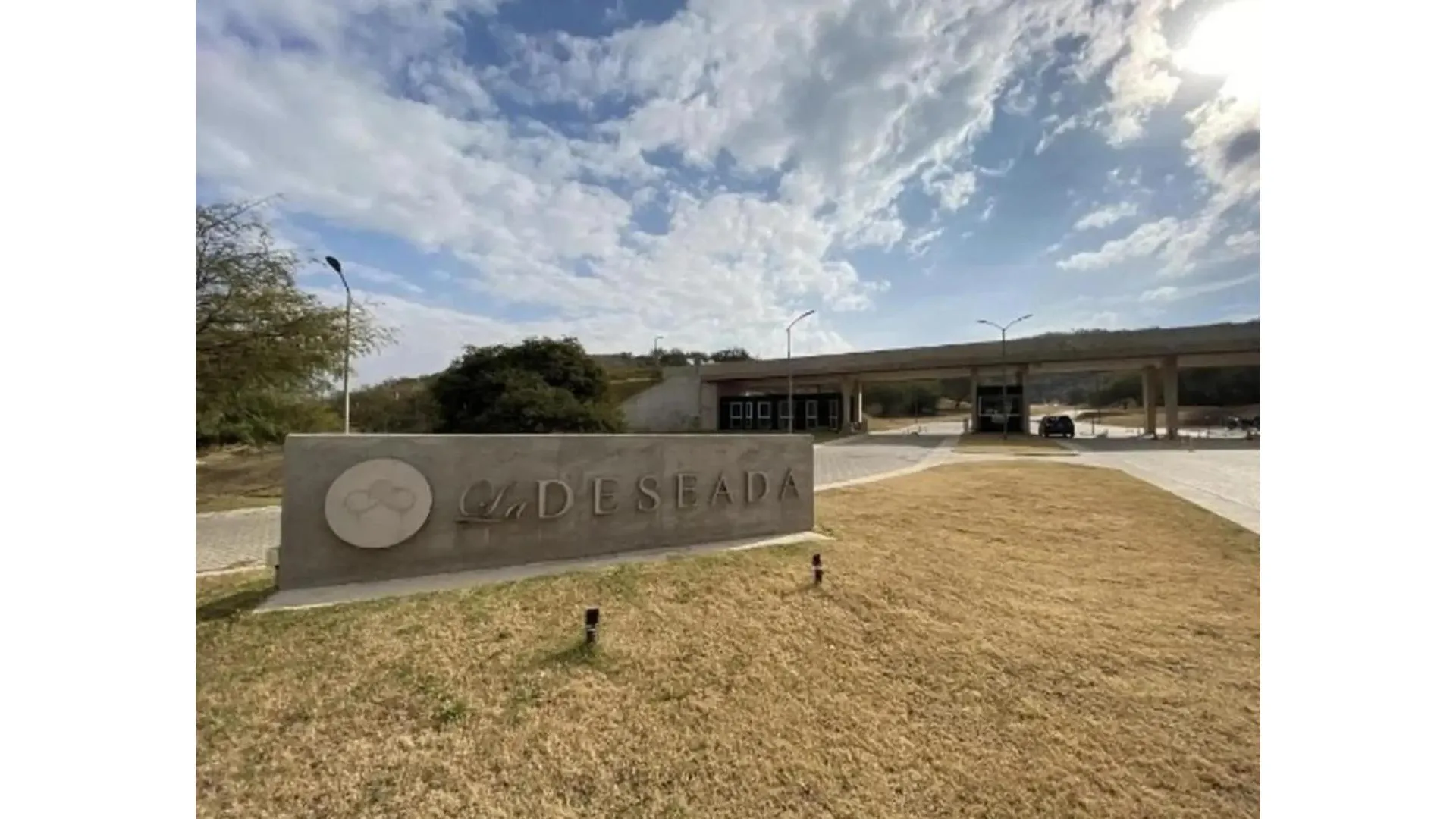 LA DESEADA LOTE CENTRAL EN VENTA  1100 m2