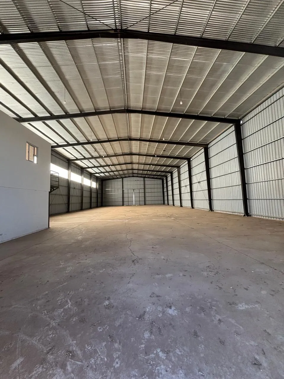 Alquiler nave industrial - Polo 52
