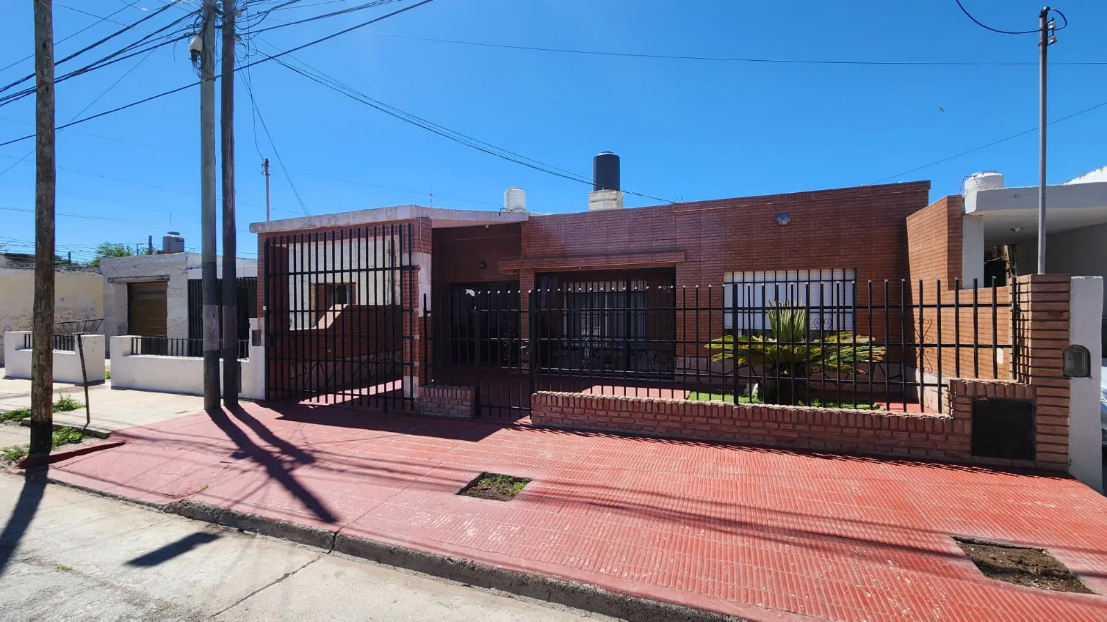 Zona Sur - Excelente Casa + Dpto Interno