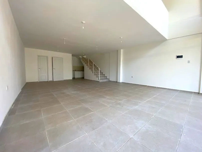 Local Comercial a Metros de Bv. San Juan