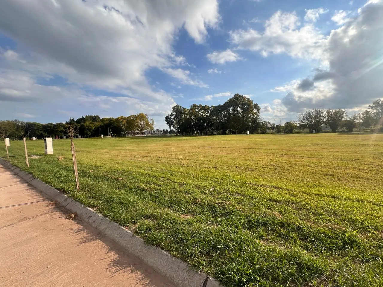 LOTE BARRIO CAMPO CHICO - URBANIZACION RESIDENCIAL