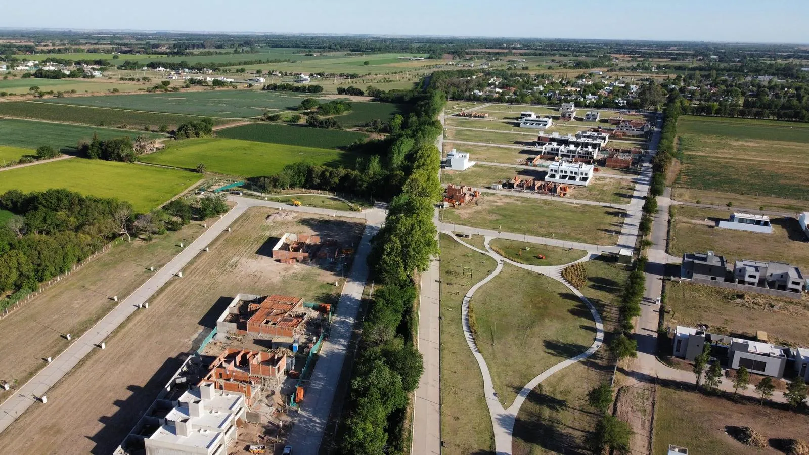 LOTE BARRIO CAMPO CHICO - URBANIZACION RESIDENCIAL