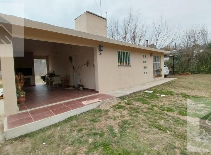 Casa · 86m² · 4 Ambientes · 1 Cochera