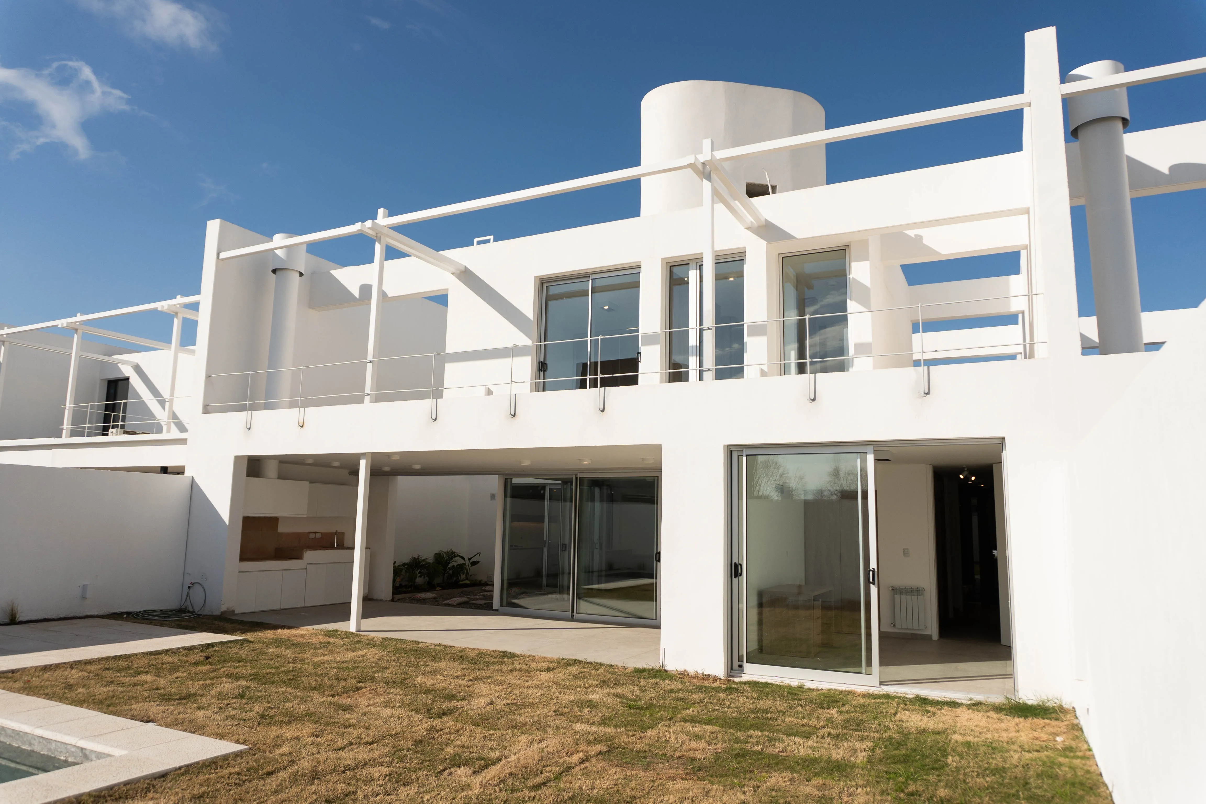CAMPO CHICO 3 DORM SUITE EN PLANTA BAJA  ZONA SUR