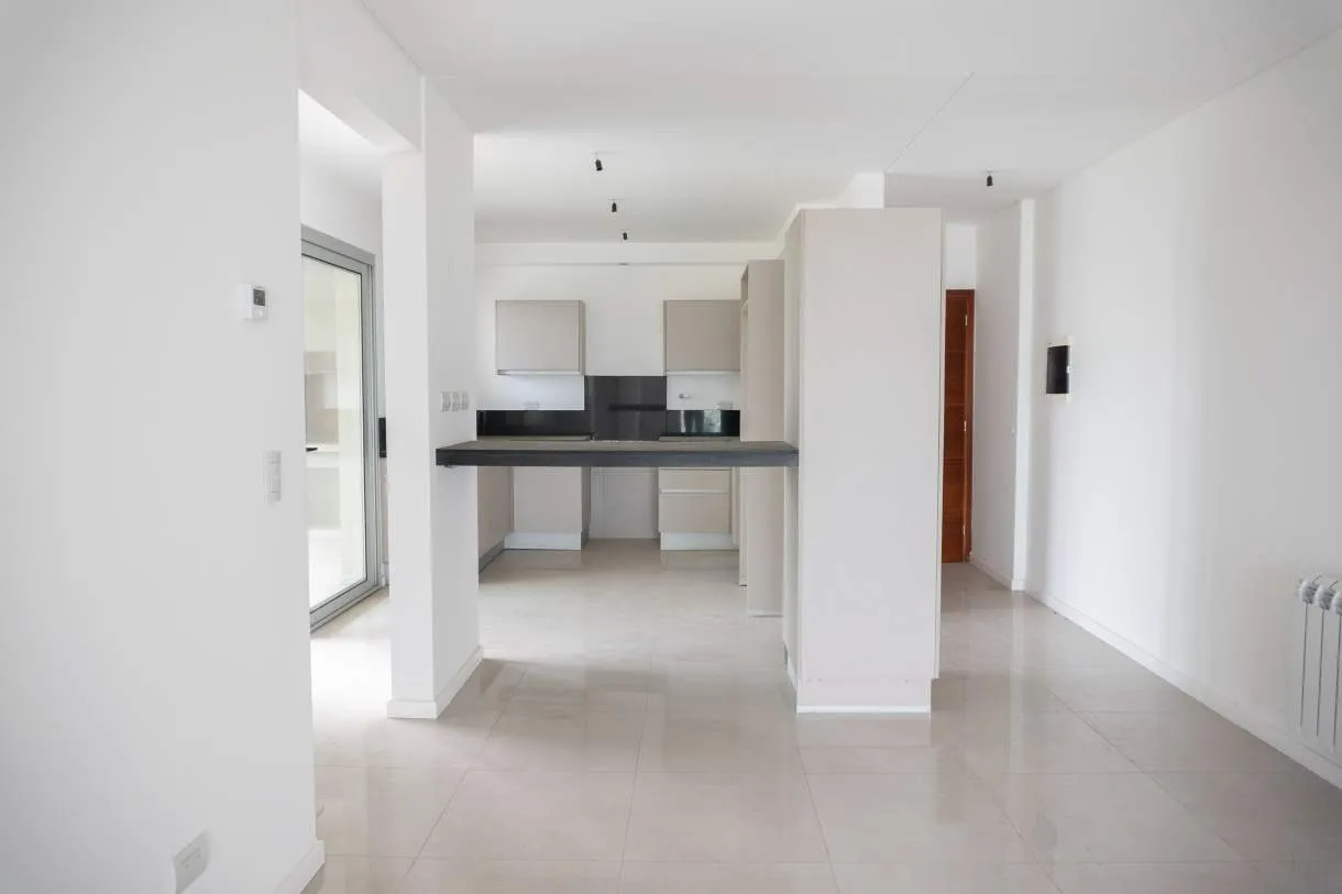 DEPTO 1 DORMI CON COCHERA DOBLE Y 2 BALCONES CAÑITAS