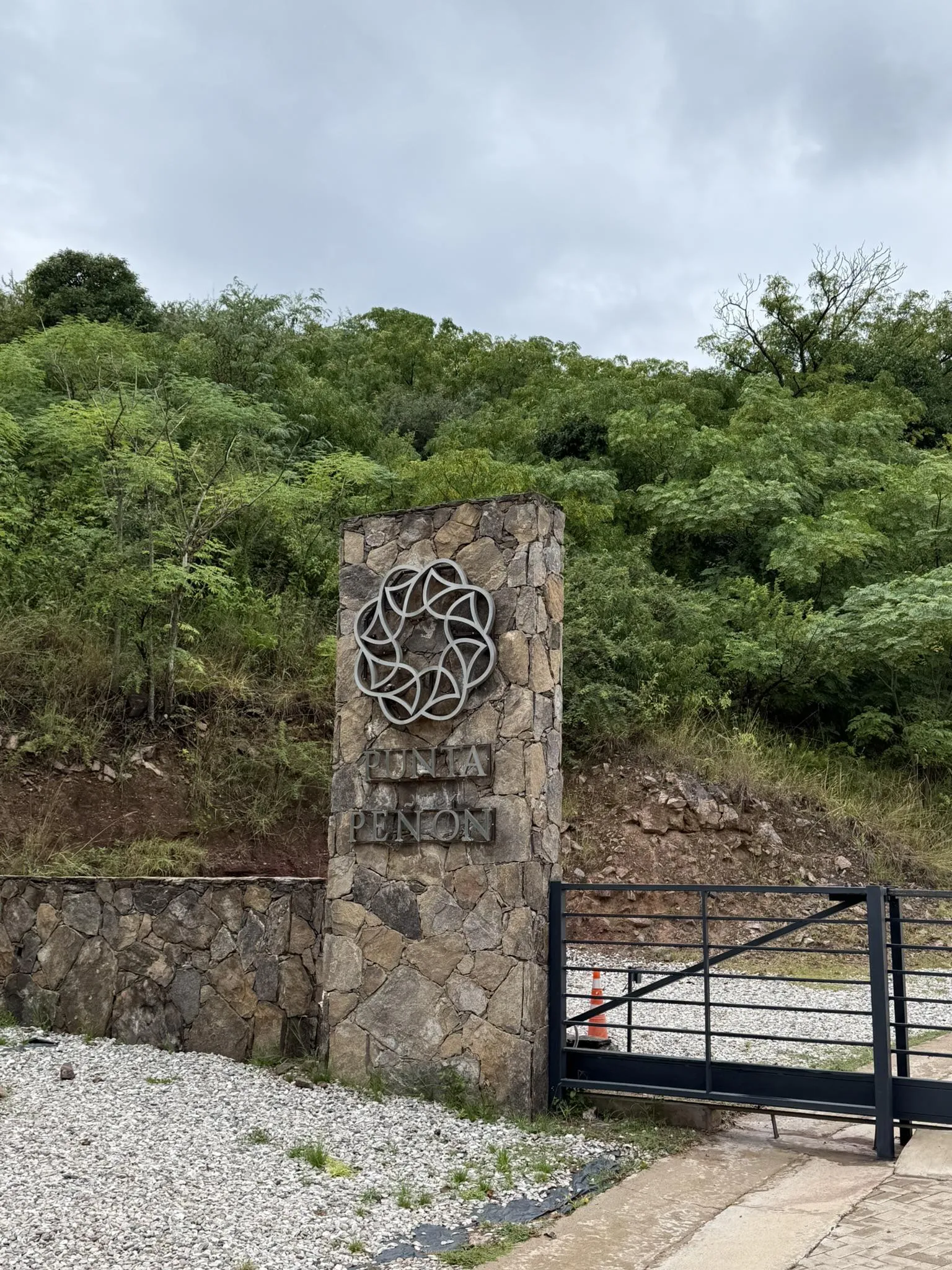 Lote en venta Punta peñon, villa del dique. Barrio Cerrado.