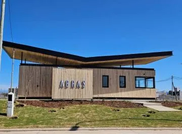 ABRAS DE MANANTIALES LOTE 360M2