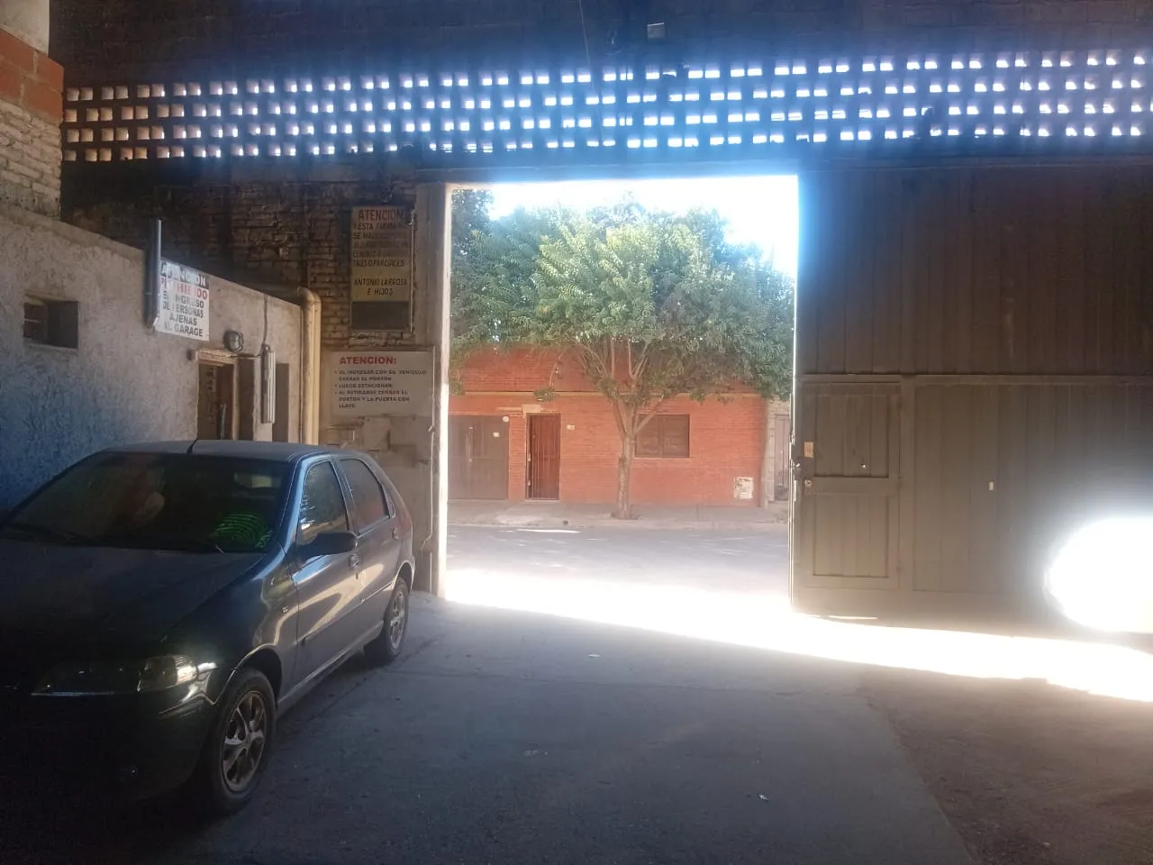 VENTA HERMOSO GALPON 600 MTRS B° GRAL URQUIZA