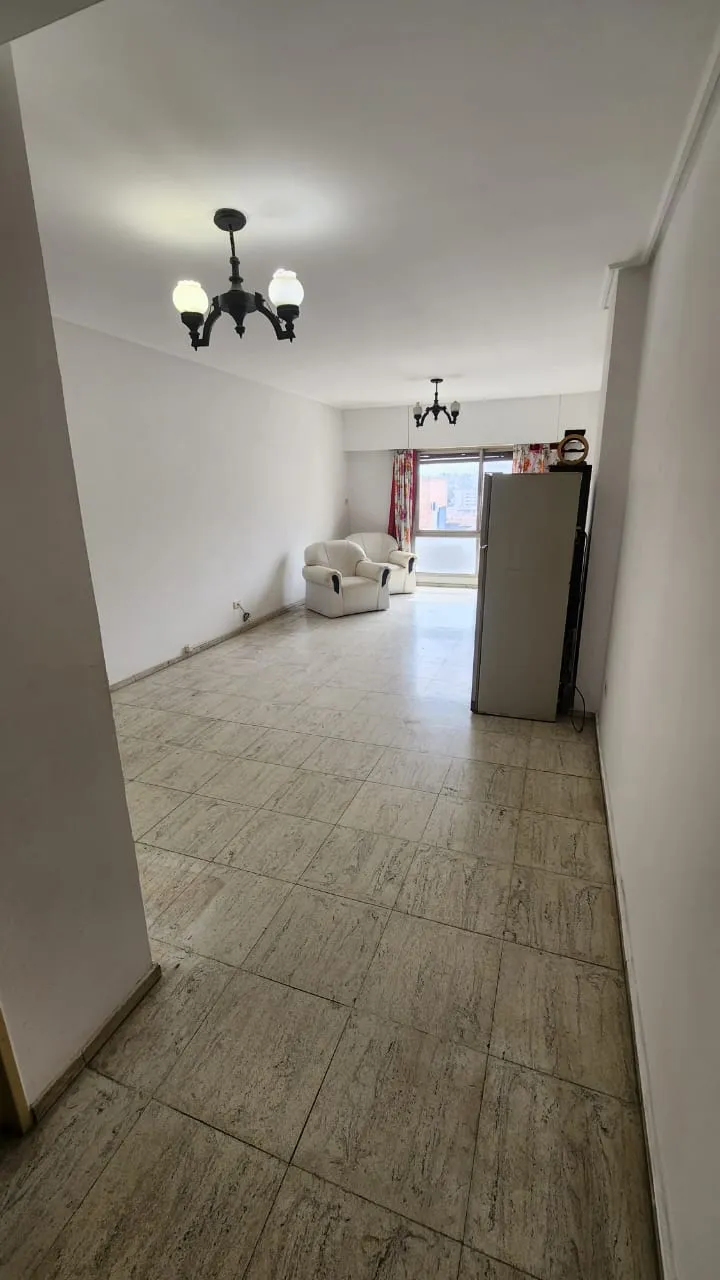 SEMI PISO EN VENTA - CENTRO
