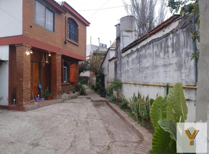 Casa · 71m² · 4 Ambientes · 1 Cochera