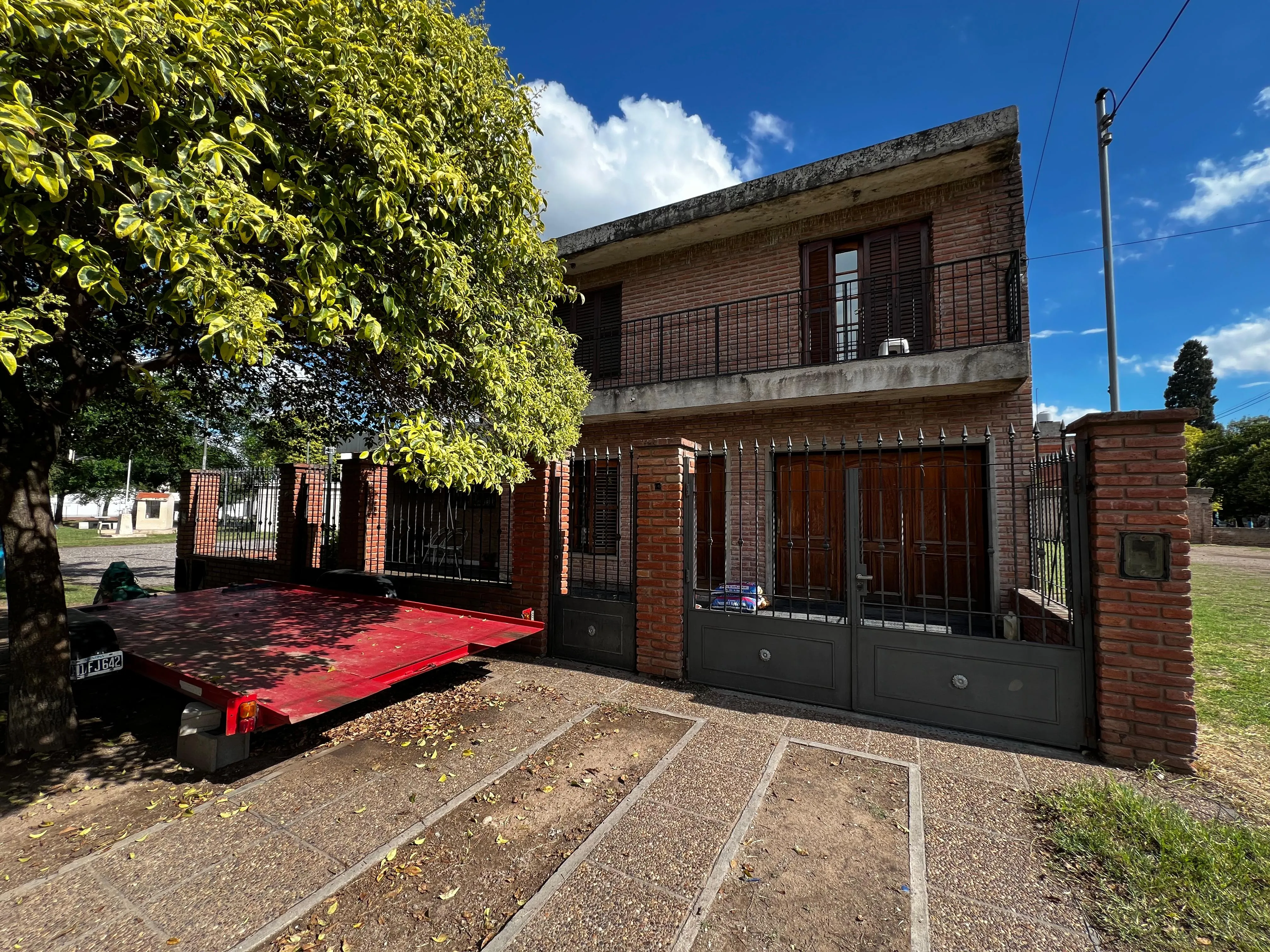 VENTA DE CASA MAS DEPTO INDEPENDIENTE EN BARRIO INAUDI !!