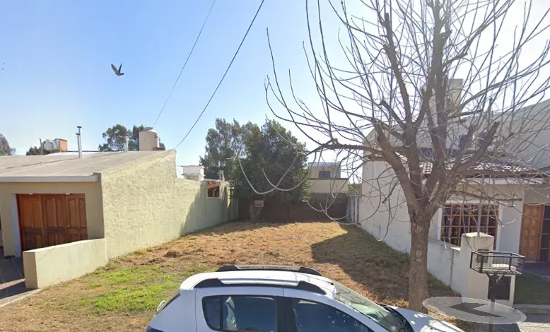 Vendo terreno de 250 m² en B° Deán Funes – Malabía 5275