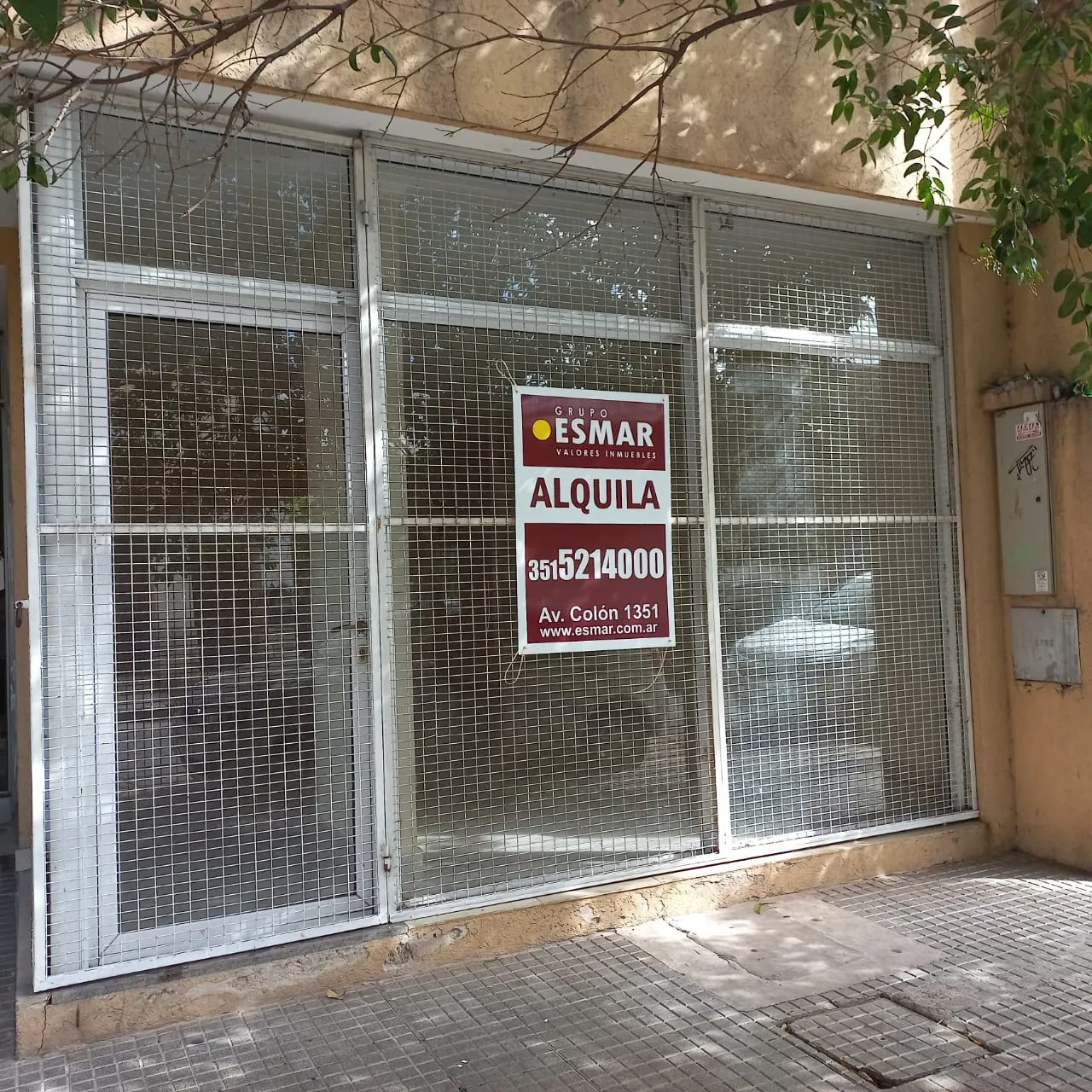 VENTA LOCAL COMERCIAL EN ALBERDI