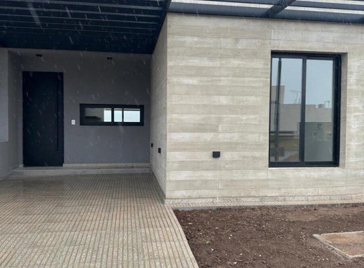 Casa · 108m² · 3 Ambientes · 1 Cochera