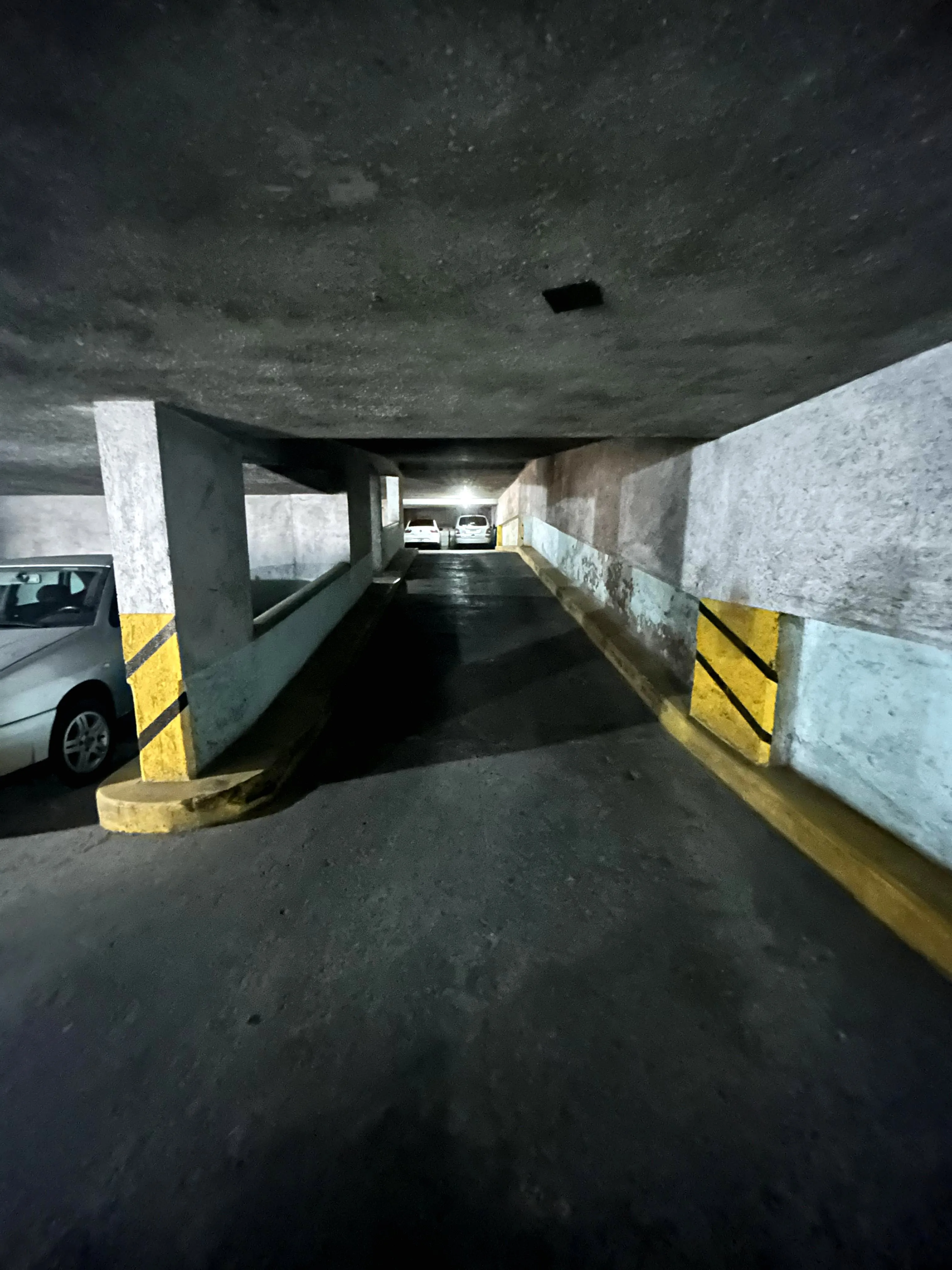 COCHERA PRIMER PISO COLÓN Y CAÑADA