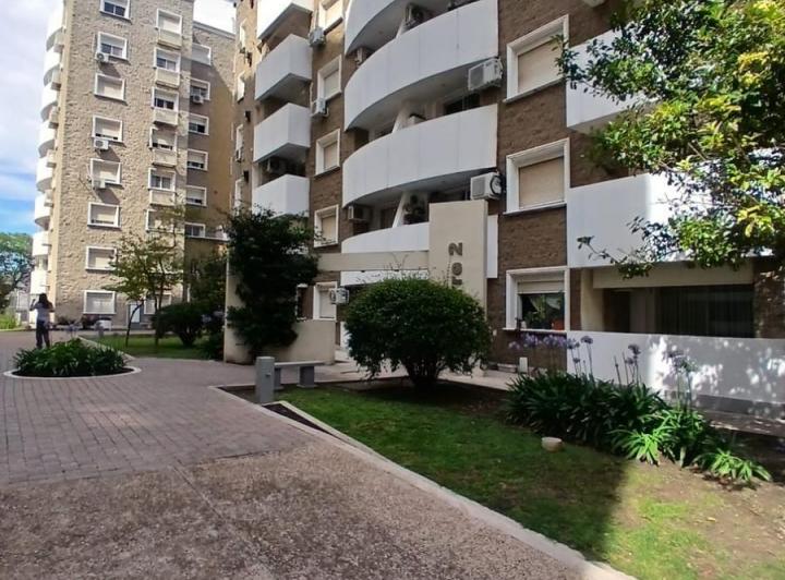 Departamento · 40m² · 2 Ambientes · 1 Cochera