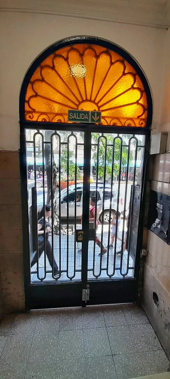 OFICINA EN VENTA - AV COLON CENTRO