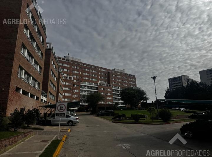 Departamento · 80m² · 3 Ambientes · 1 Cochera