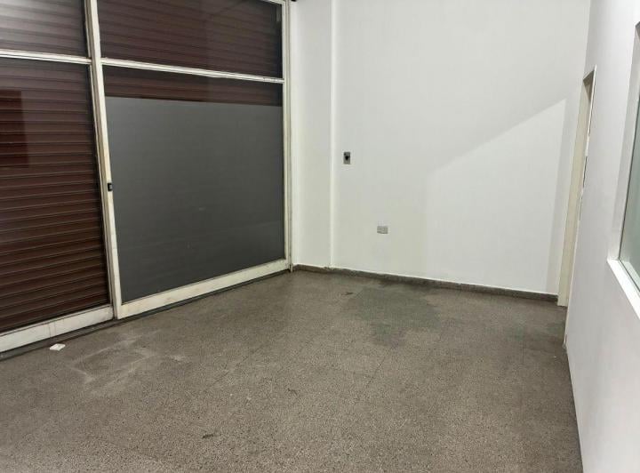 Local comercial · 160m² · 6 Ambientes