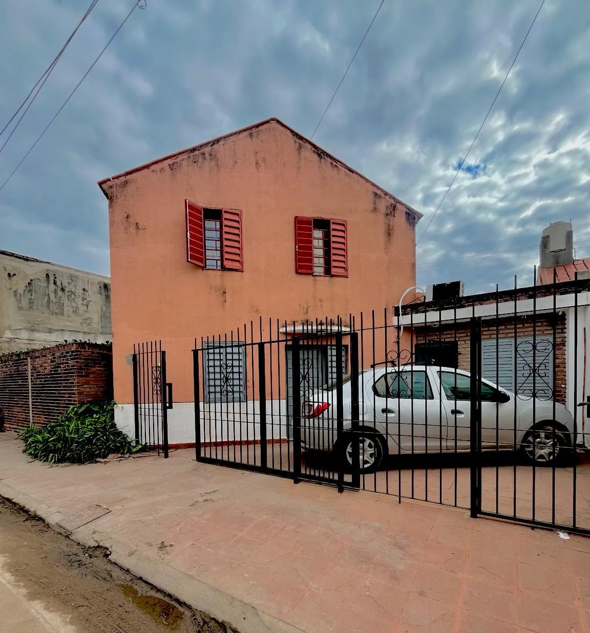 OPORTUNIDAD CASA 3 DORM AMPLIACION RESIDENCIAL AMERICA