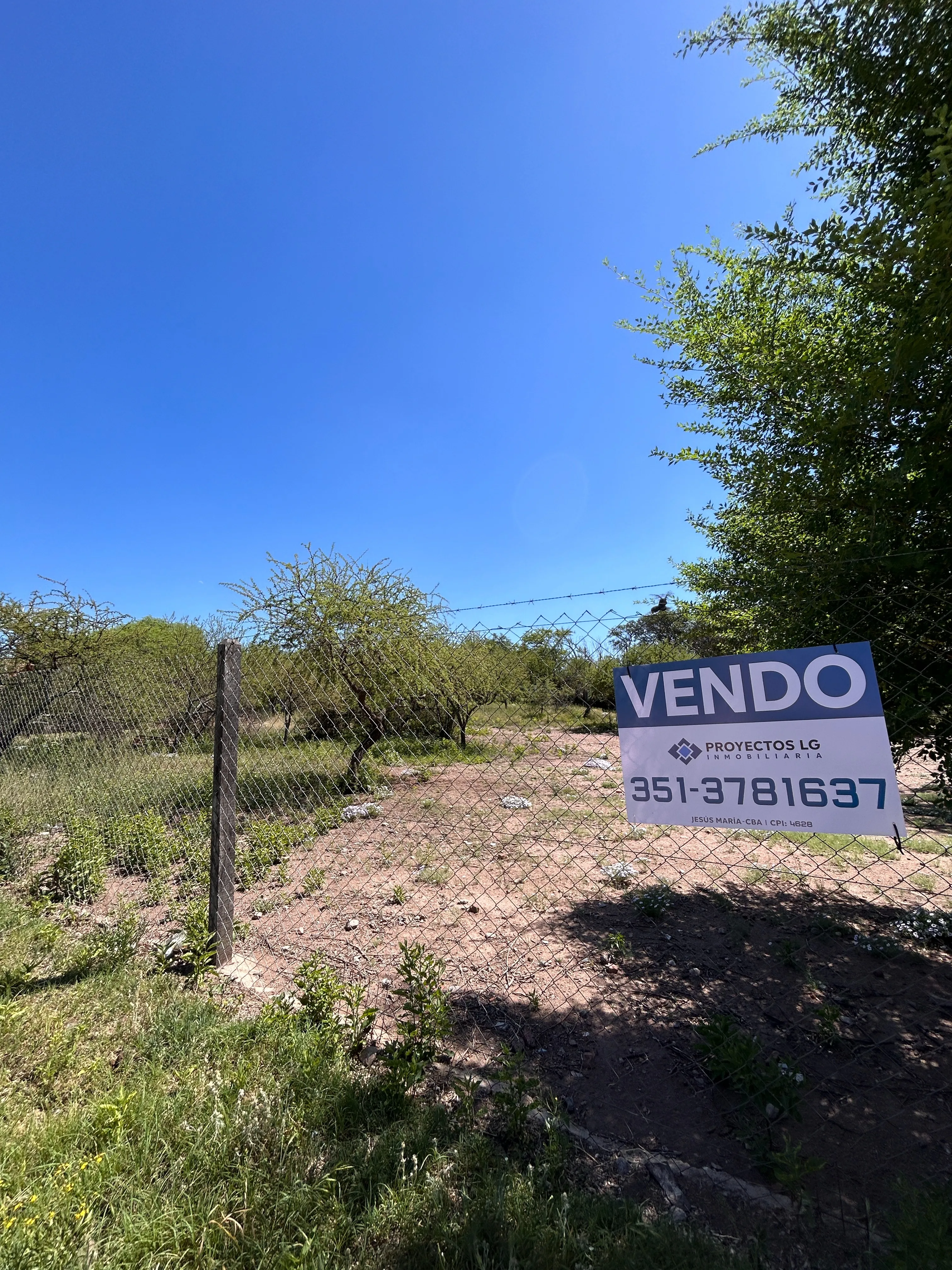VENTA-2 LOTES/TERRENOS- SINSACATE -PLENO CENTRO