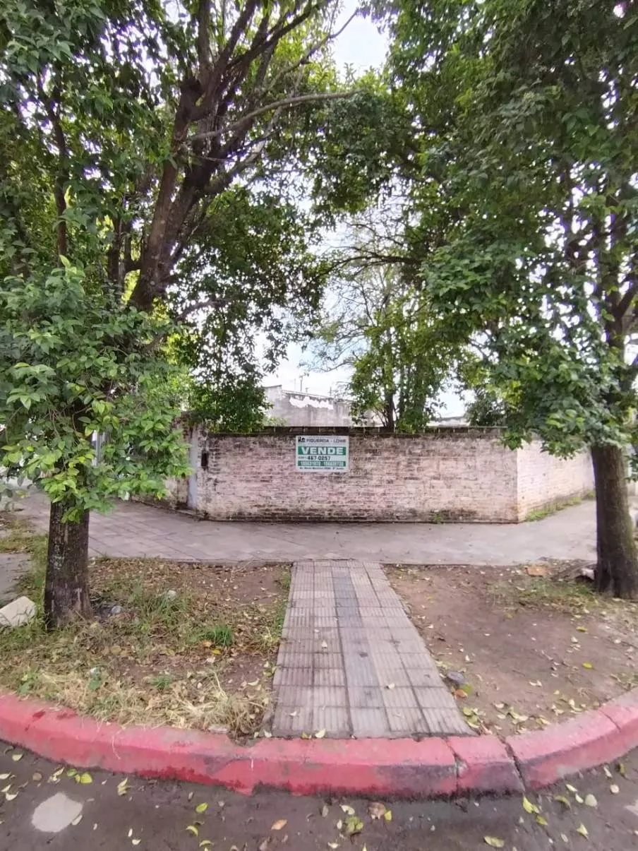 Terreno en Barrio Las Flores - Buena Oportunidad