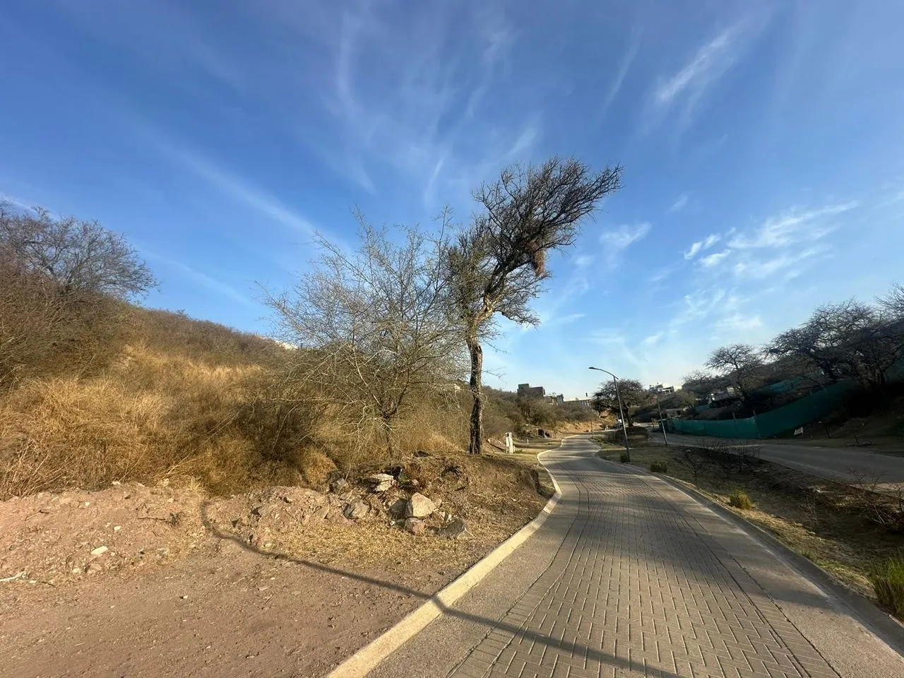 TU FUTURA CASA EN ESTE TERRIBLE TERRENO