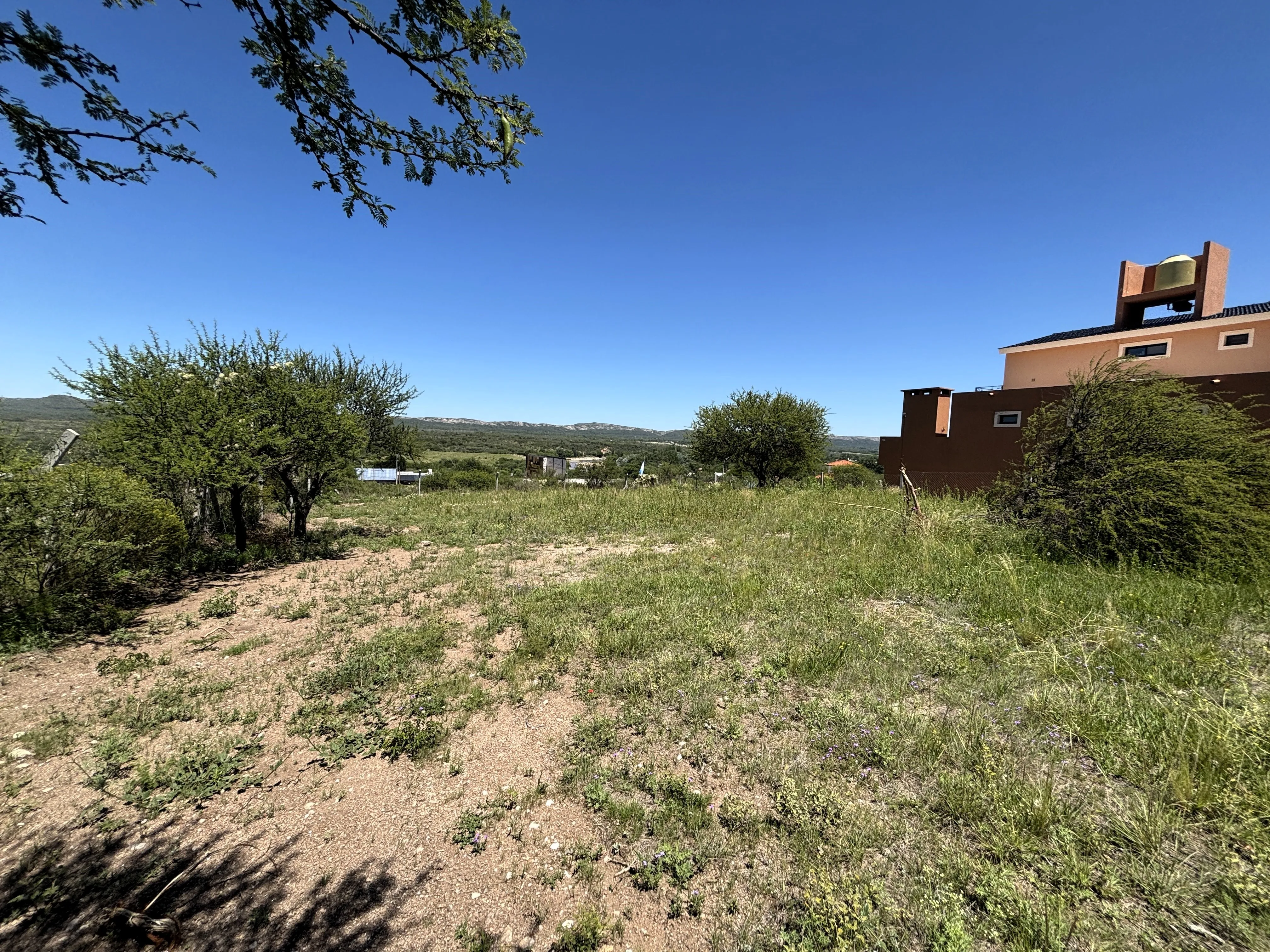 VENTA DE TERRENO EN BARRIO PRIVADO EN ARROYO DE LOS PATOS