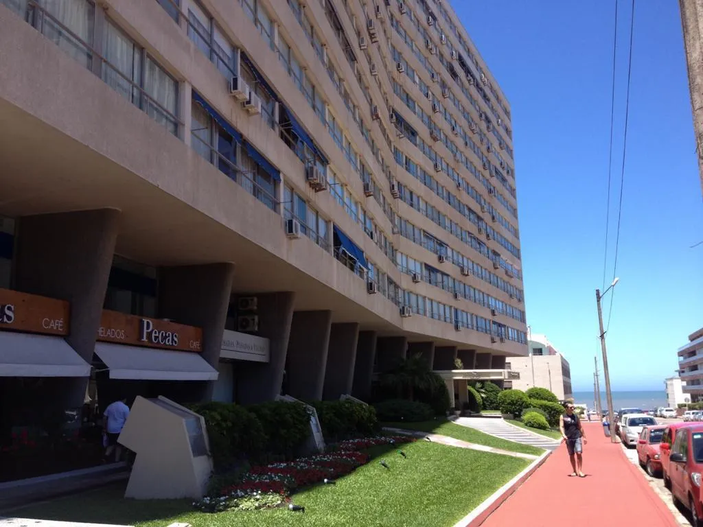 ALQUILO DPTO TEMP EN PUNTA DEL ESTE - EXCELENTE VISTA Y A MTS DE LA PLAYA