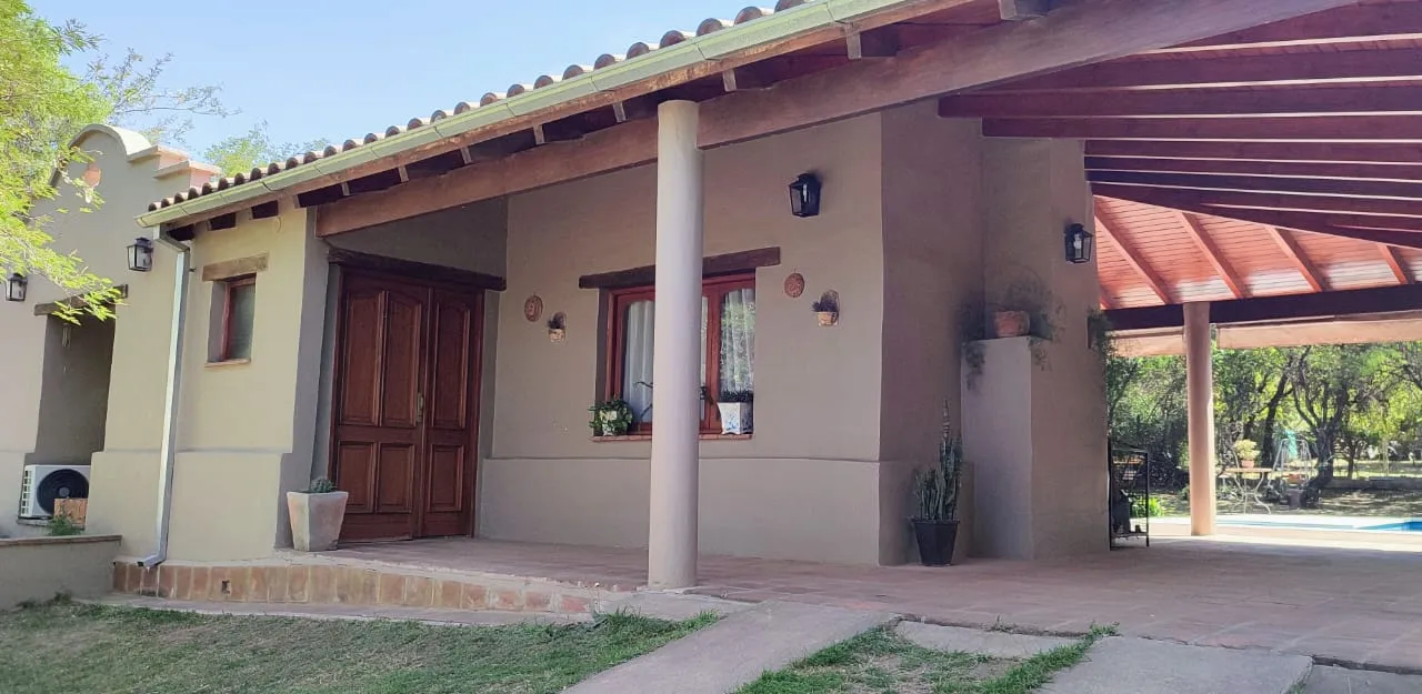 CASA 3 D - COUNTRY 4 HOJAS – MENDIOLAZA