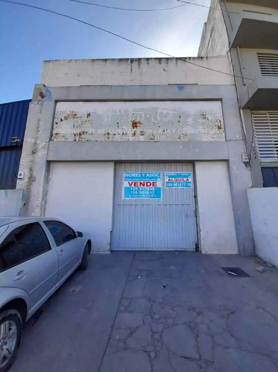 Galpón - Julio A. Roca al 800 - Venta