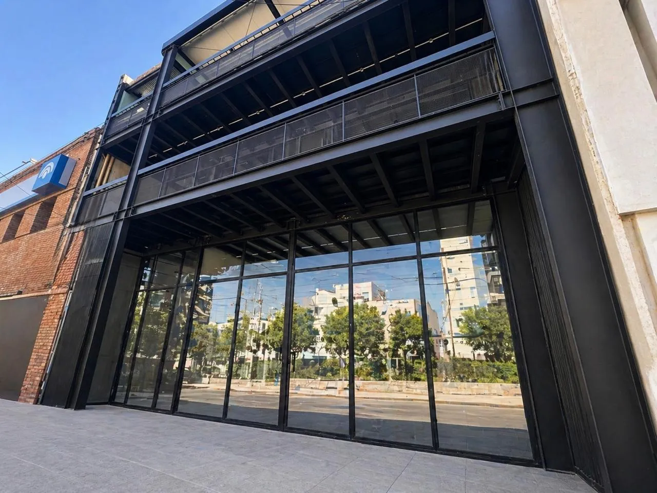 ALQUILO LOCAL APTO GASTRONIMICO 150m2 BARRIO GENERAL PAZ SIN EXPENSAS
