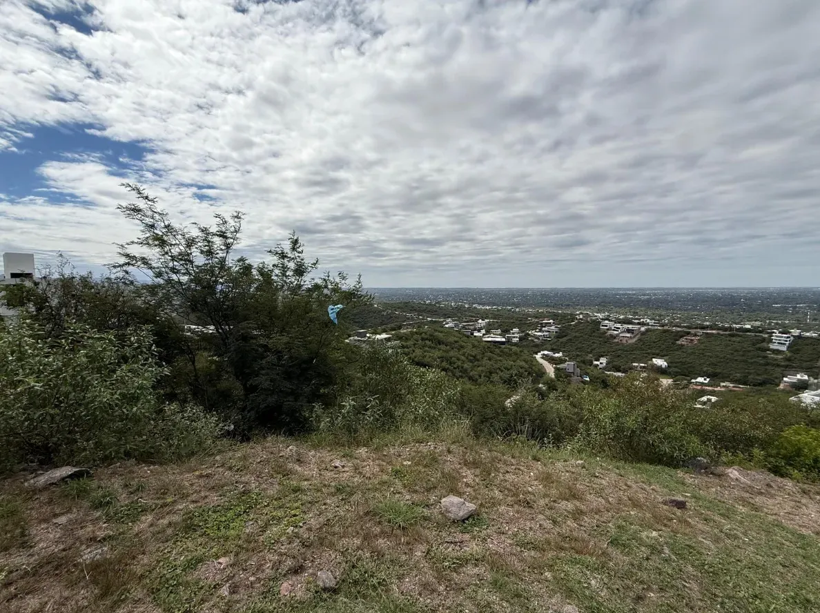 ¡Venta! Lote a la venta en La Deseada ¡Con Escritura!