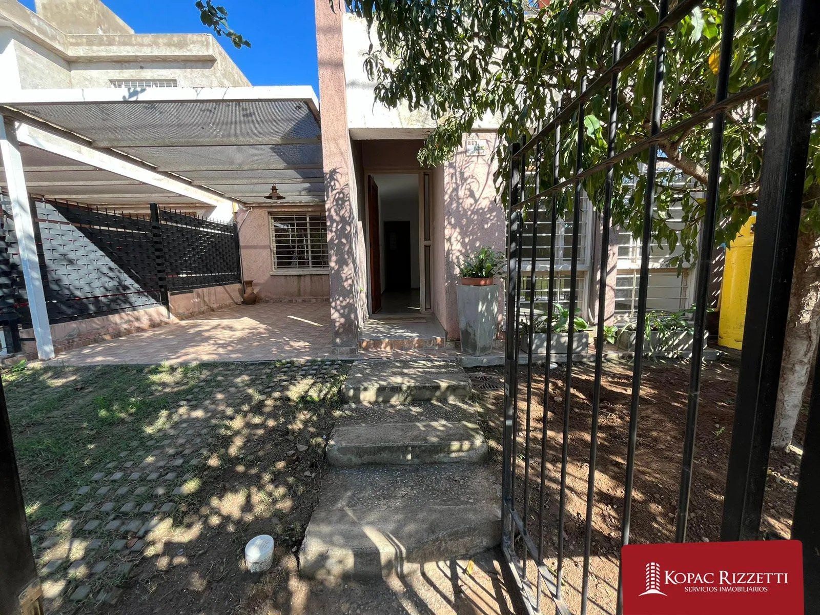 PALMAS DE HORIZONTE - VENTA CASA 2 DORMITORIOS