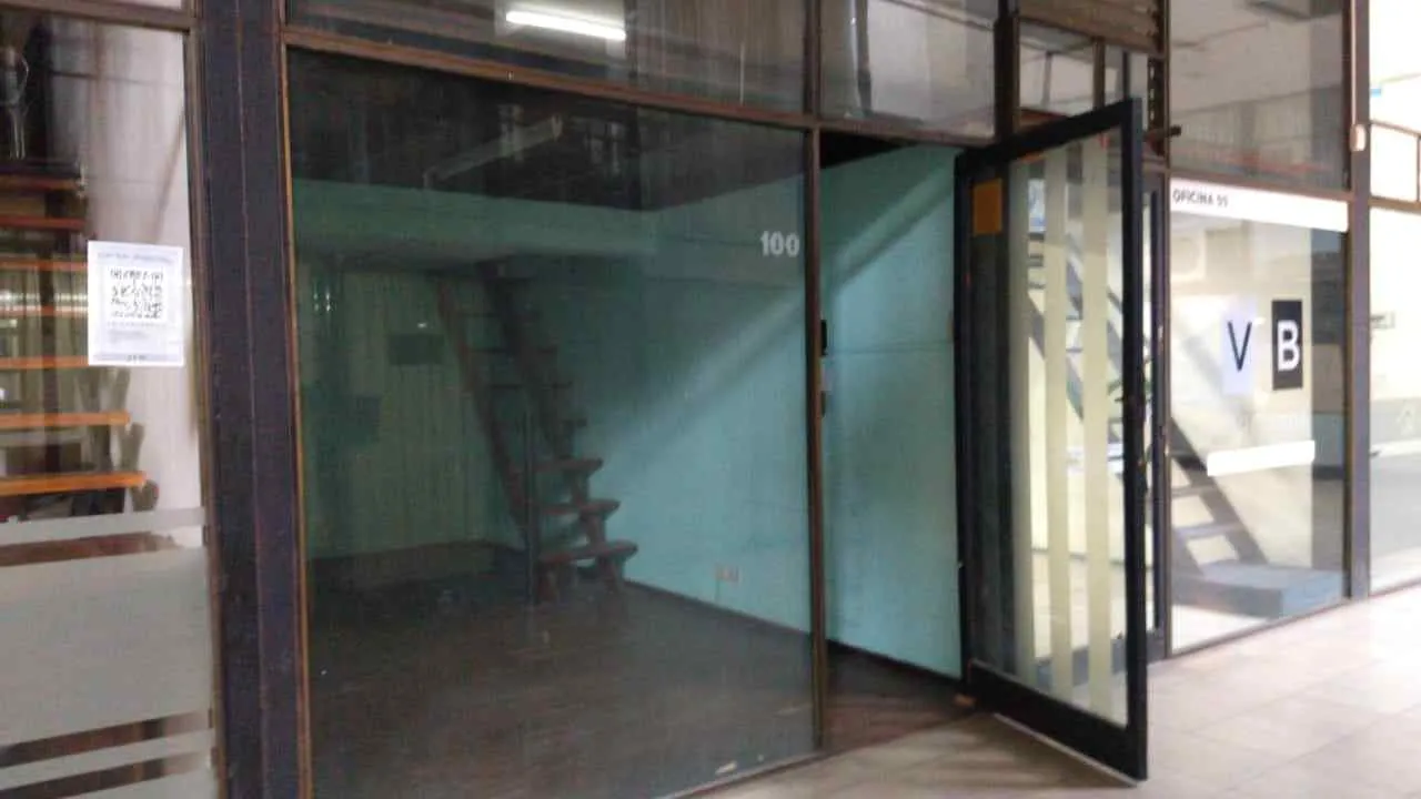 CENTRO - SAN MARTIN 189 - LOCAL EN VENTA