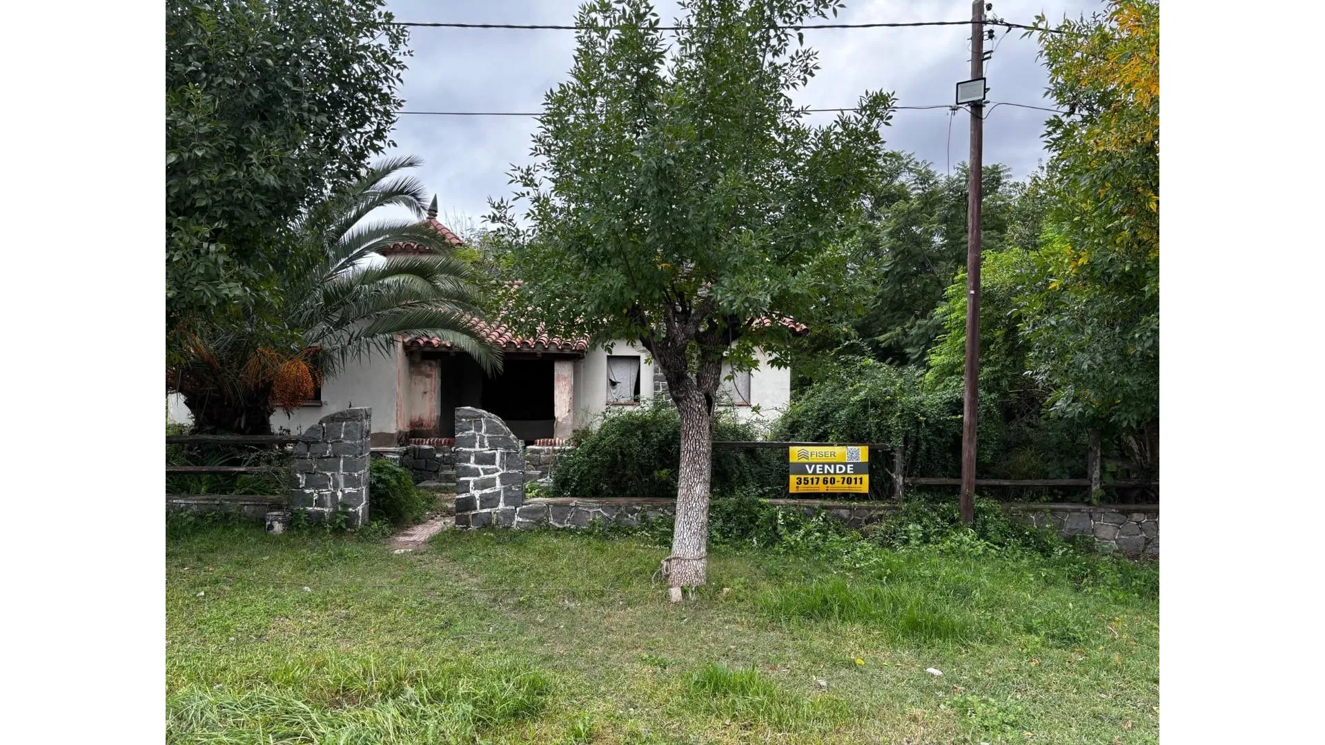 Venta- Casa en Valle Hermoso con lote 1300m2- a reciclar