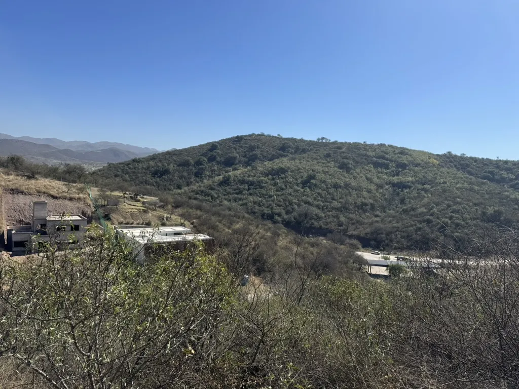 ¡Venta! Lote en La Deseada ¡Con Escritura!