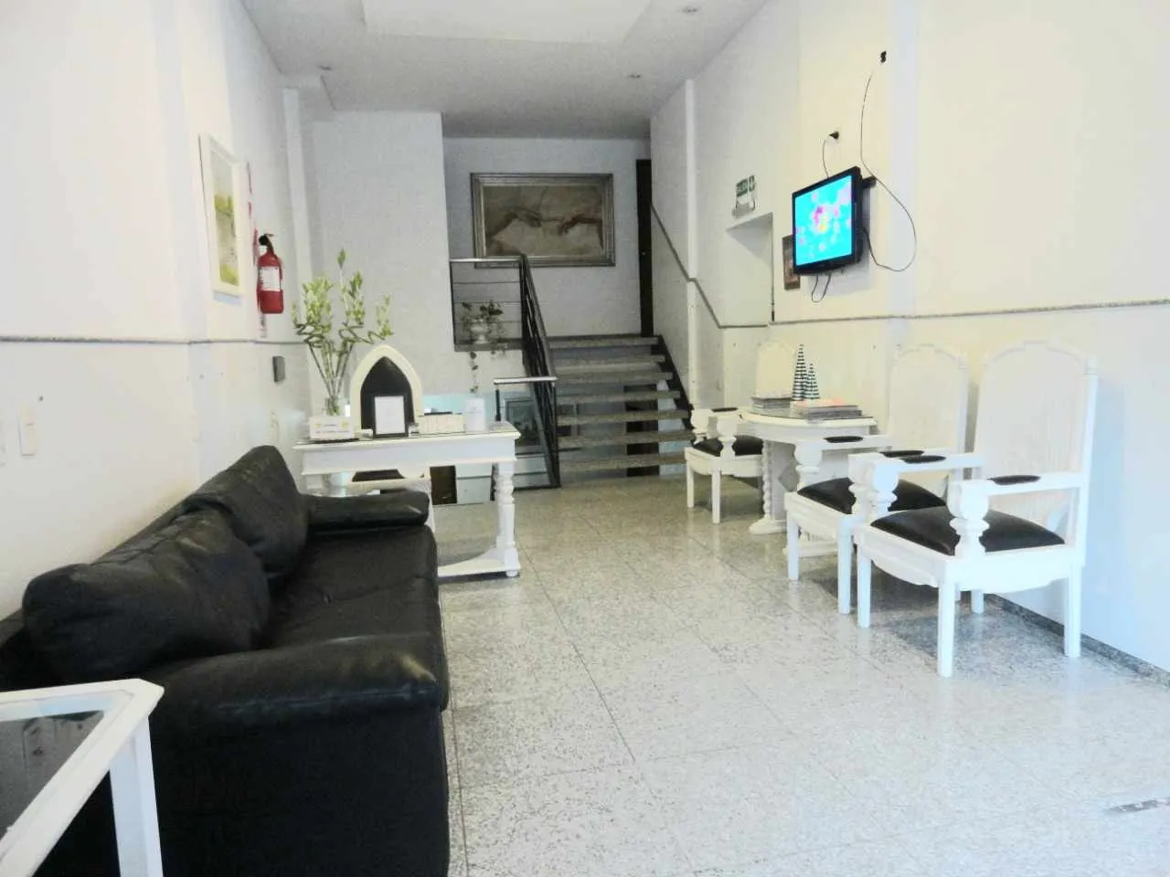 LOCAL oficina CONSULTORIOS ESTUDIO CONTABLE  EMPRESA GYM SUPERMERC 250 m2