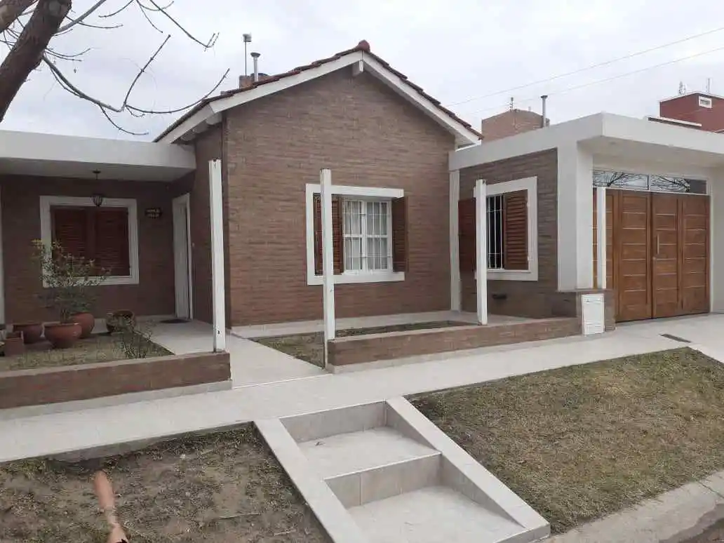 Venta CASA en Barrio Natania 19 , Zona Norte ID: 3937