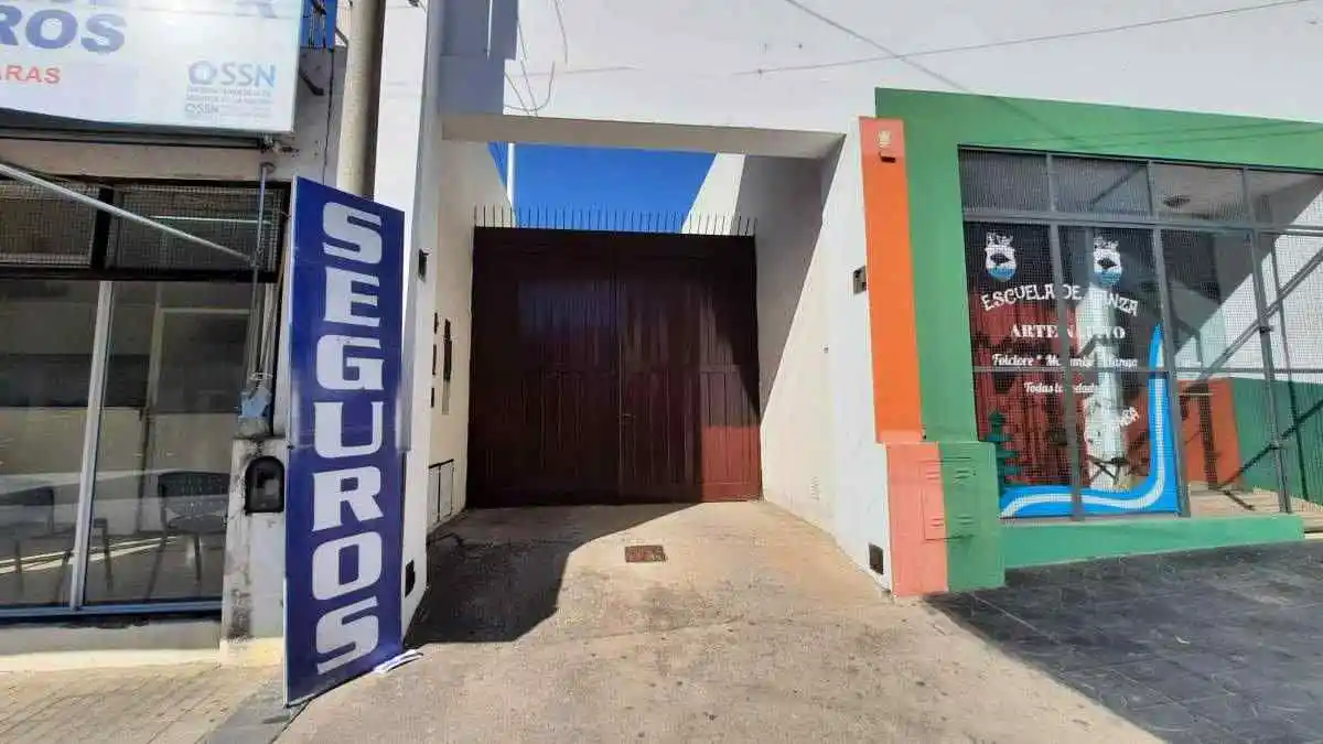 SE ALQUILA HERMOSO GALPÓN EN BARRIO SAN VICENTE
