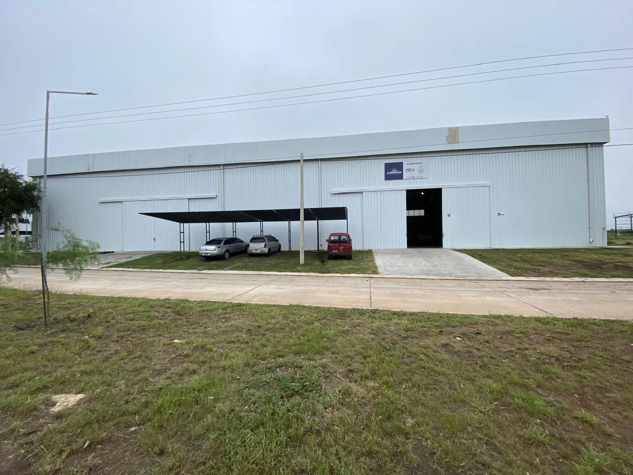 NAVE INDUSTRIAL EN VENTA EN POLO 52 800M2