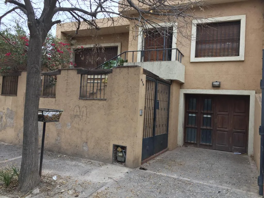 PROPIEDAD APTA CONSTRUCCIÓN DE EDIFICIO - ZONA TRIBUNALES -
