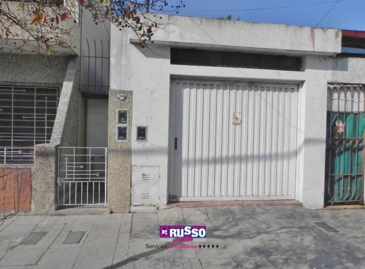 PH · 140m² · 5 Ambientes · 1 Cochera